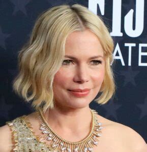 21 of Michelle Williams's Most Iconic Hairstyles
