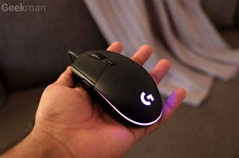 Logitech G102 Light Sync Review With Pros & Cons, Best Budget Gaming Mouse?