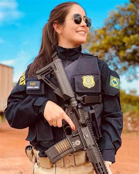 Roupa De Policial Civil Feminina - Uniforme policial | Roupas militares femininas, Agente da policia ...