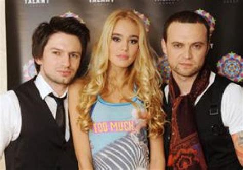 Руслан Квинта и группа INDI - Страница чата, 2 декабря 2011 - Главред