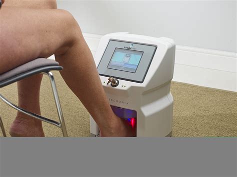 Fungal Nail Infections: Lunula Laser vs Topical Treatment - Elite Foot