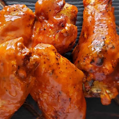 Buffalo Wild Wings Nashville Hot Wing Sauce Wings - For the Wing