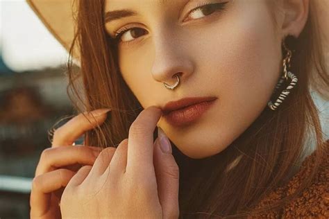 Пирсинг септум | VeAn Tattoo