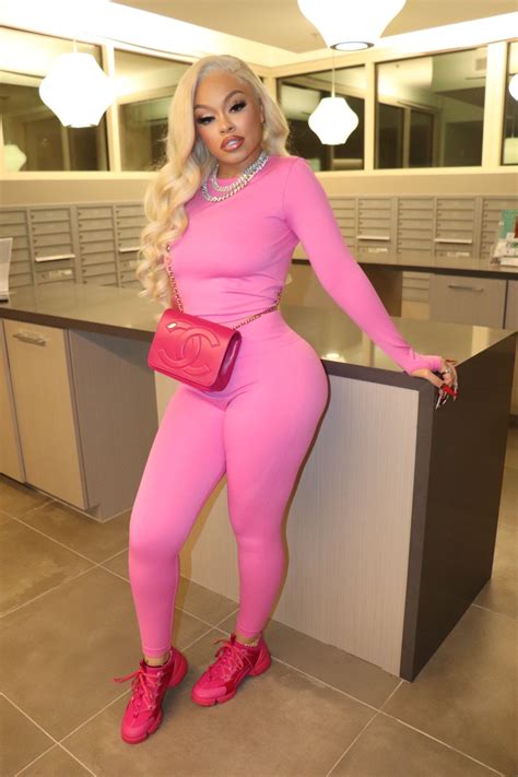 BIG LATTO 🎰 on Twitter | Baddie outfits casual, Instagram model outfits