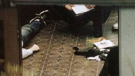 Kurt Cobain death scene photos 1 - dBTechno