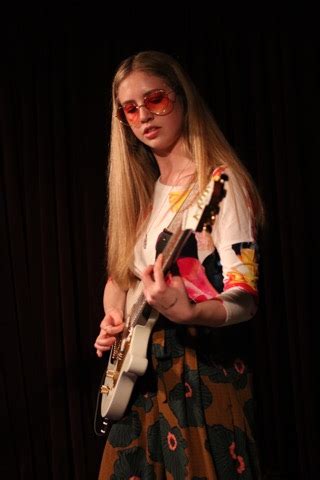(en) Ayla Tesler-Mabe