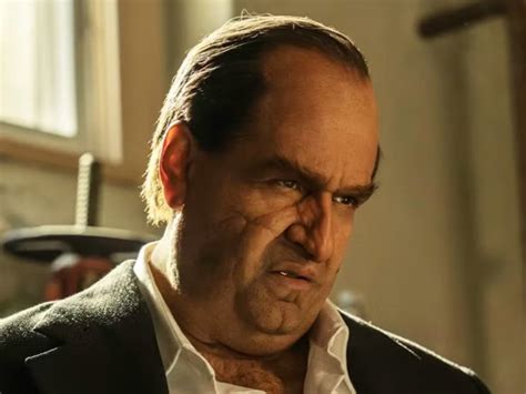 batman spin   penguin   return  hbo drops emmys