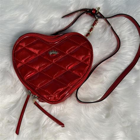 Juicy couture red heart quilted Handbag ꨄ ꨄ... | Depop