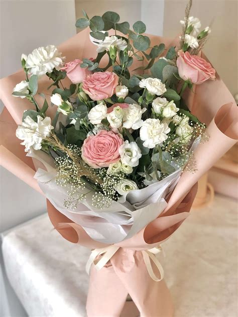 Bukiet Delikatny - Madlen Flowers