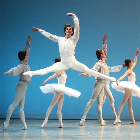 famous male ballet dancers