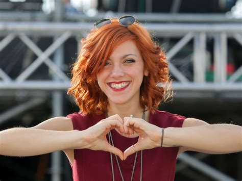 Anaïs Delva, Le Plus Grand Cabaret : la chanteuse de La Reine des