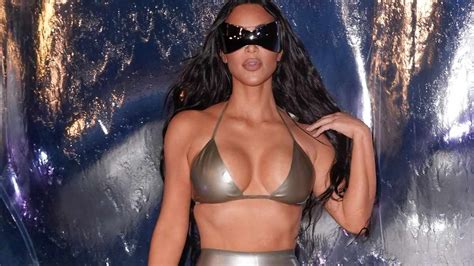 what is kim kardashian's net worth 2025