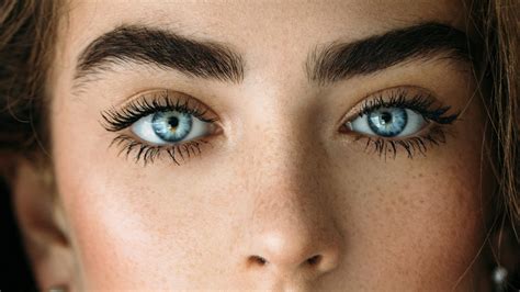 What Is The Viral Blue Eye Theory - And Do Some Eye Colors Make You ...