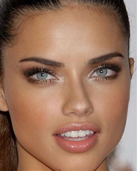 Adriana Lima Makeup