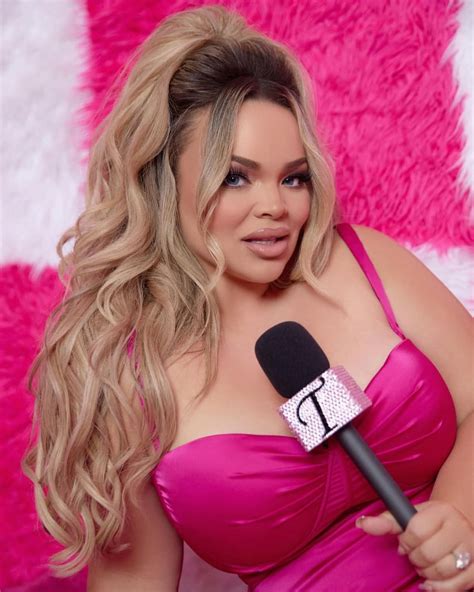 ¿Quién es Trisha Paytas y por qué asocian el nacimiento de su hijo con