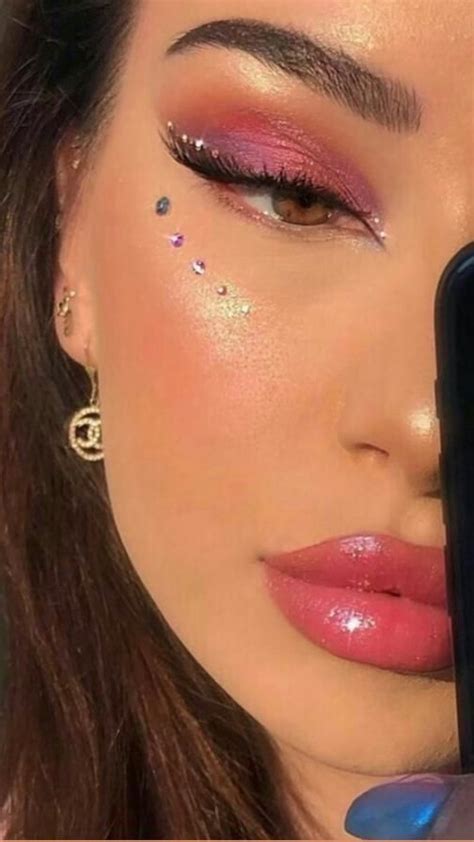 Best Rhinestone Makeup Ideas In 2025: Inspirational Looks