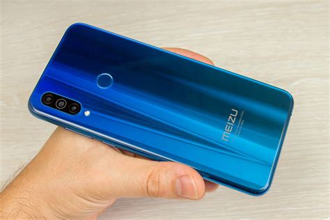 Обзор смартфона Meizu M10: не ждали, но бюджетник он хороший