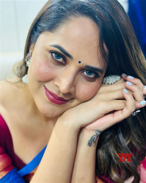 actress anasuya bharadwaj latest stills social news xyz