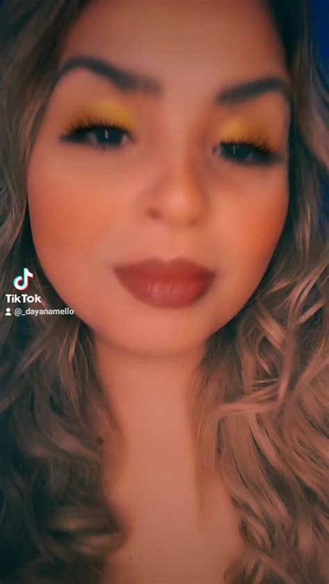 Me sigam Tik Tok 🎬 #Dayanamellooficial | By Dayana Mello