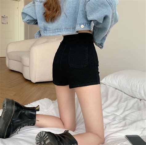 tight shorts – CHTBW