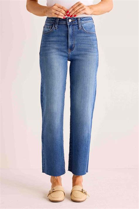 Melanie Jeans| Avara