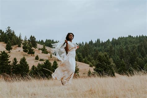 Jasmine Lilly Bridal