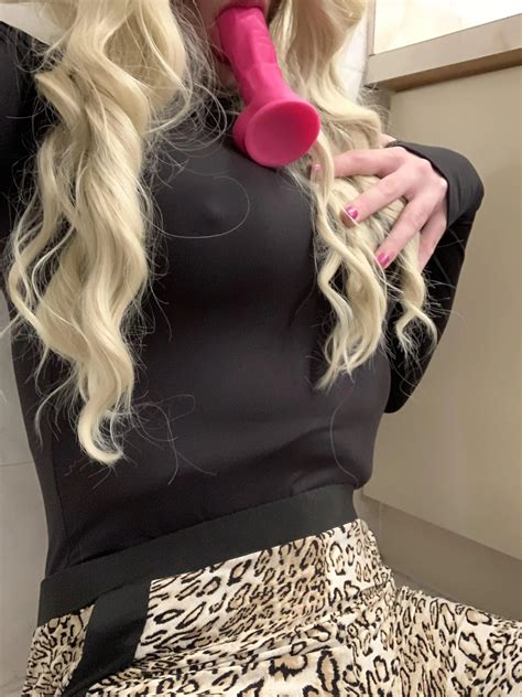 Can I be your Bimbo Doll? ️ | Scrolller