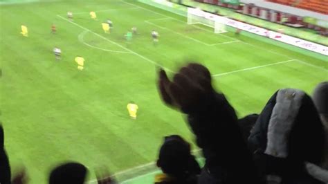 Анжи - Ливерпуль 1-0(Гол Траоре, заснято с трибуны) - YouTube