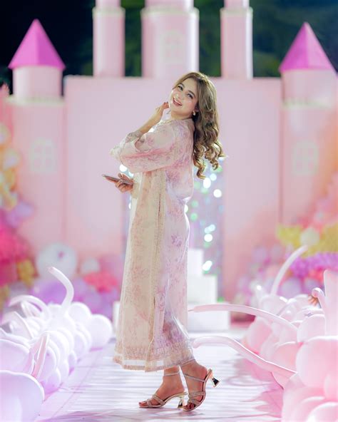 Samiya Hijab (@_samiyashianz_) • Instagram photos and videos