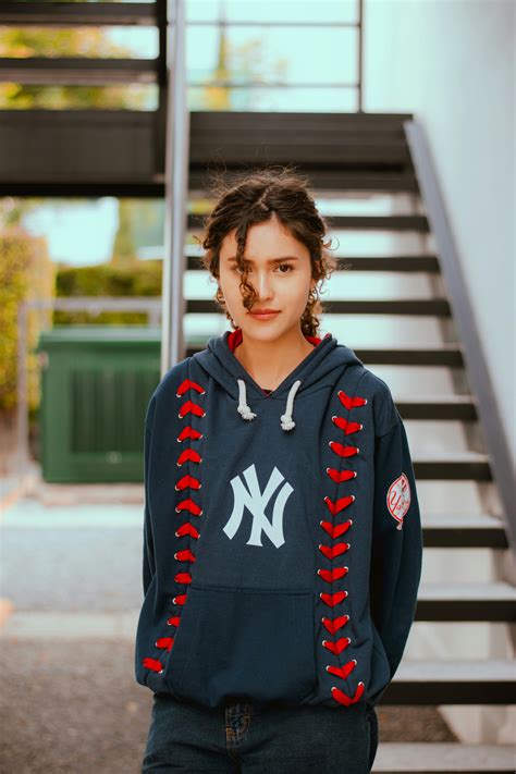 Chubby+Latinas Photos, Download The BEST Free Chubby+Latinas Stock