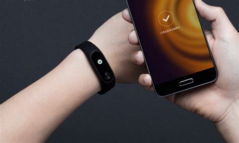 Mi Band 2, 3, 4 не подключается к телефону и не видит его