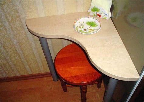 Деревянный угловой стол для кухни – 12 ФОТО