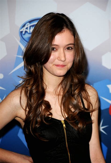 Hayley McFarland summary | Film Actresses