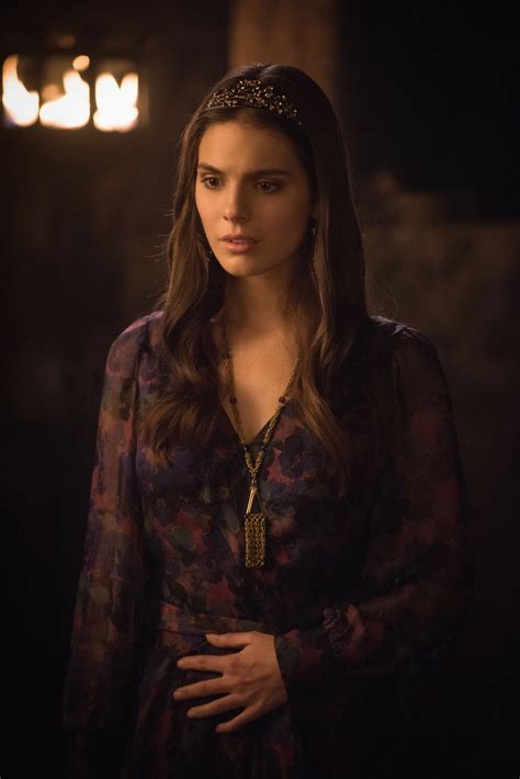 Caitlin Stasey Reign