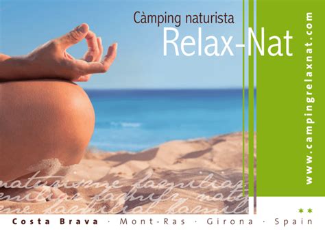 Familia naturista descubre playas de nudismo para conectar cuerpos y almas