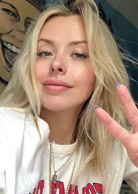 The Lasting Effects of Corinna Kopf's Nudes: A Sobering Look - 42c87vf