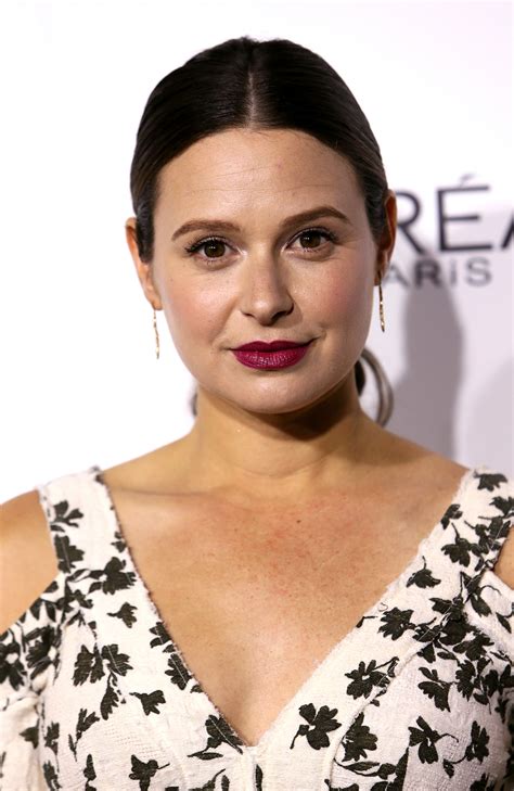 Katie Lowes Pregnant