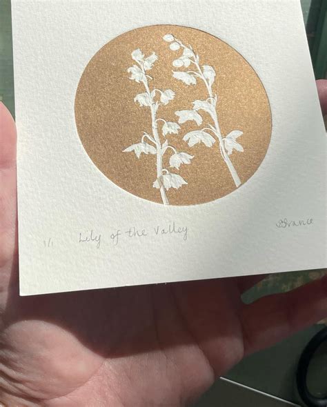 Pressed flowers artwork lampshades journals compositions and more – Artofit