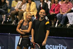 Recent pictures of Anna Kournikova in a wheelchair spark concerns about