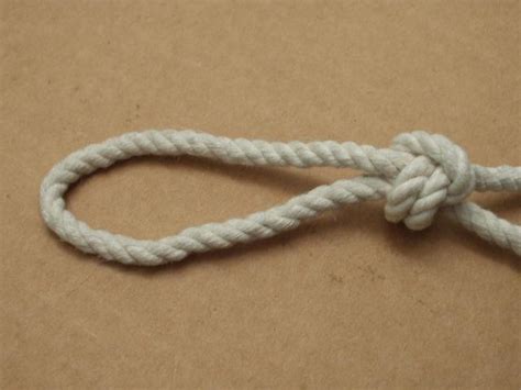 Two Strand Stopper Knot | Survivalist Forum
