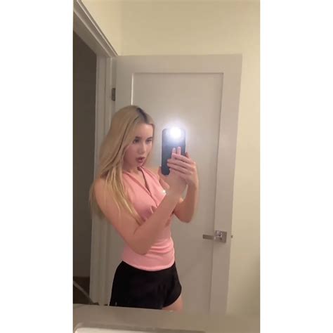 lil tay regresa  los reflectores  su cuenta de onlyfans  debes