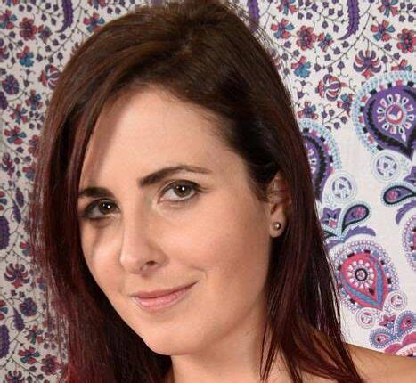 Helena Price Onlyfans ScopeNew