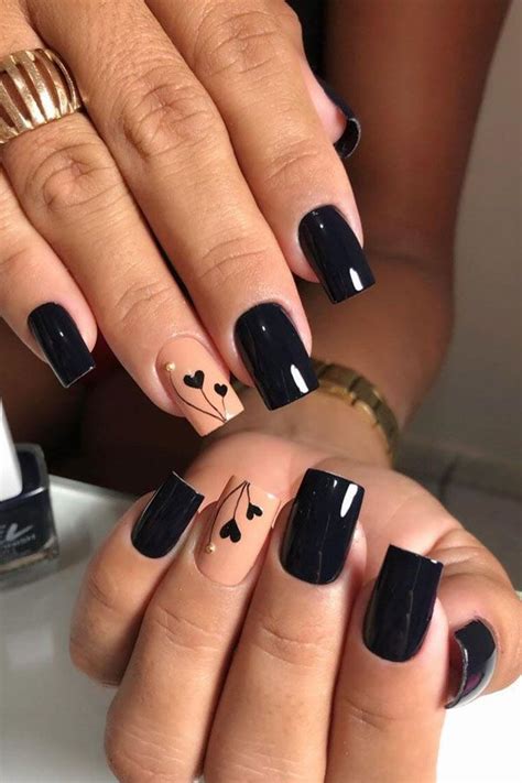 Черный маникюр на квадратные ногти с сердечками | Gel nails, Nail art ...