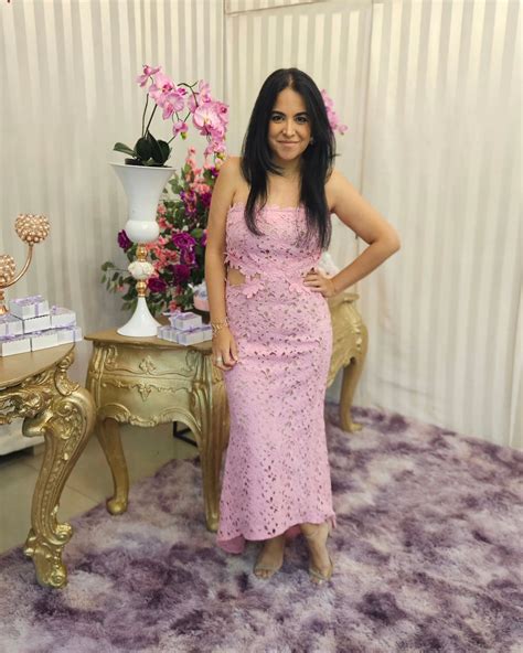 Liliana Flores (@iamliliflores) • Instagram photos and videos