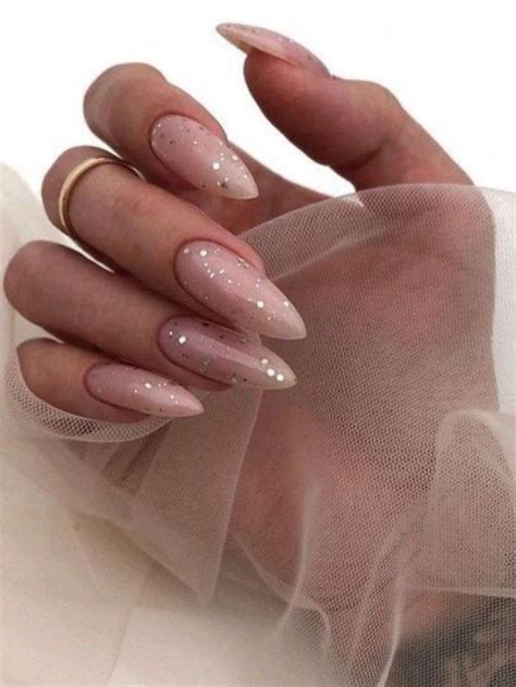 nails | minimal nails | Stijlvolle nagels, Nagels, Mooie nagels