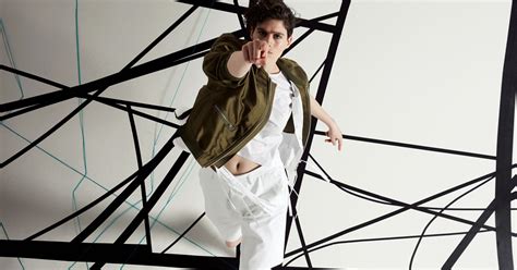 Rain Dove Androgynous Model Interview - Agender Clothes