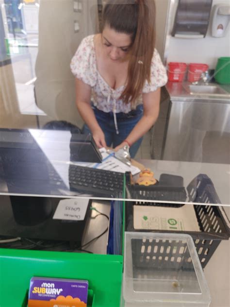 Nice cleavage at a subway restaurant - boobs - Forum