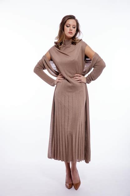 Woman Dress Full Body Images - Free Download on Freepik