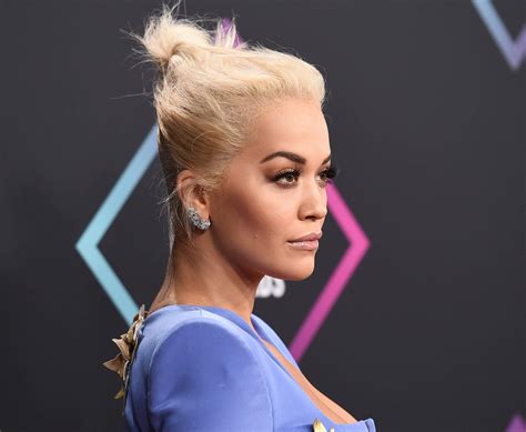 Rita Ora Sexy Tits at The People’s Choice Awards (16 Photos) | #The