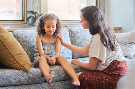 Tips to help your child transition to a new school : Inside Children's Blog